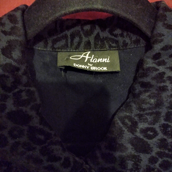 Alanni black leopard button-up blazer M/L - Picture 3 of 3